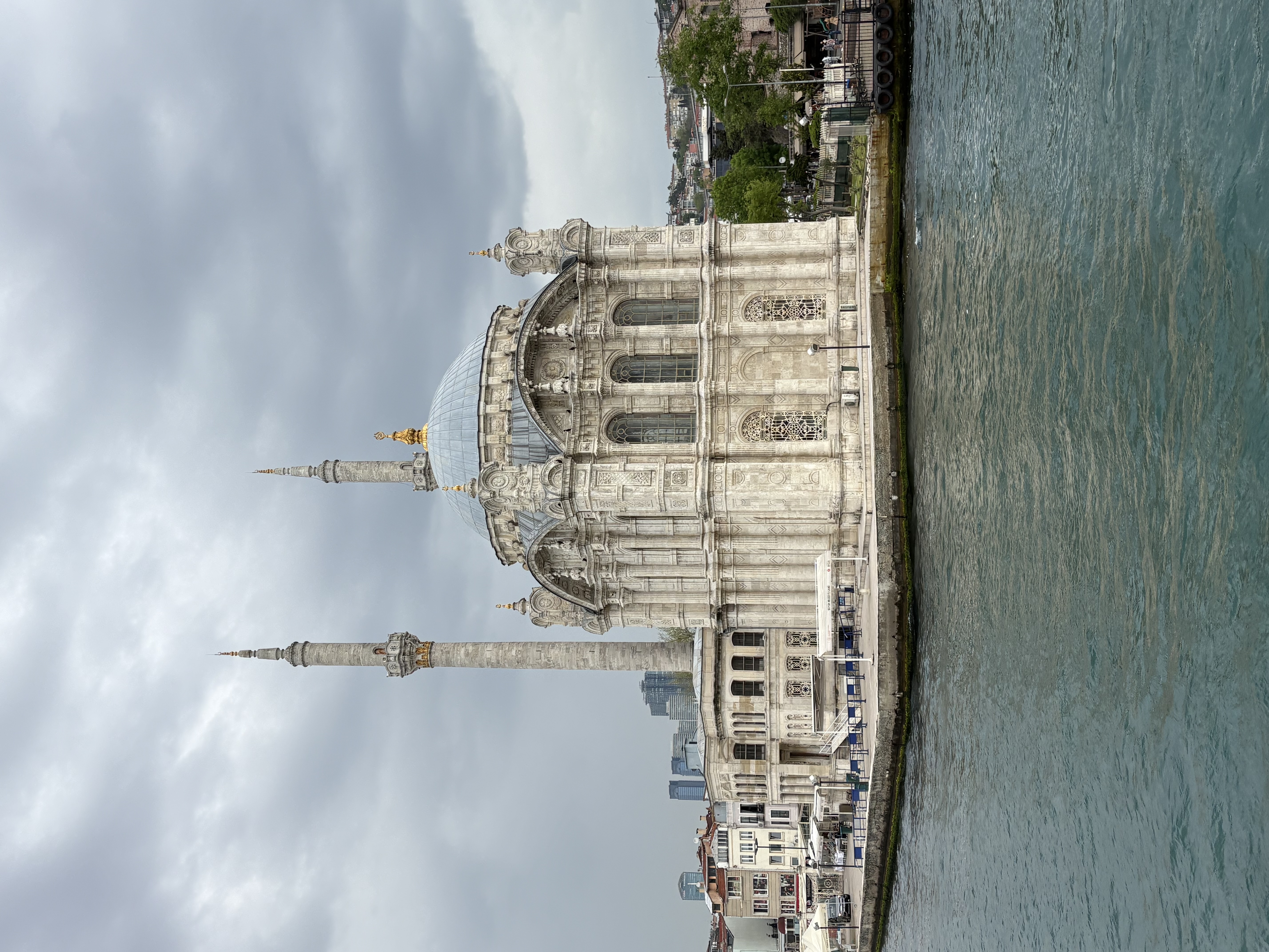 Büyük Mecidiye Camii (Ortaköy Camii)